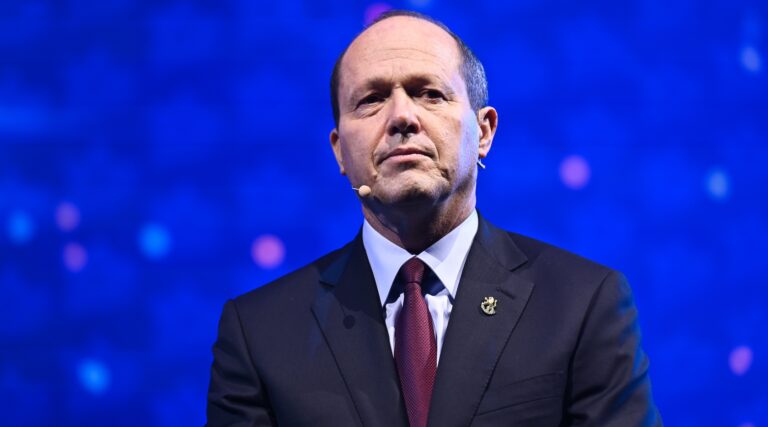 De nouvelles réglementations entravent les dons d'équipements aux soldats israéliens, selon des associations caritatives