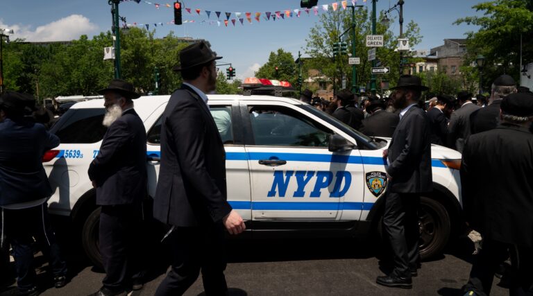 Le NYPD rapporte 45 incidents antisémites le mois dernier, soit 57 % de tous les crimes haineux de la ville