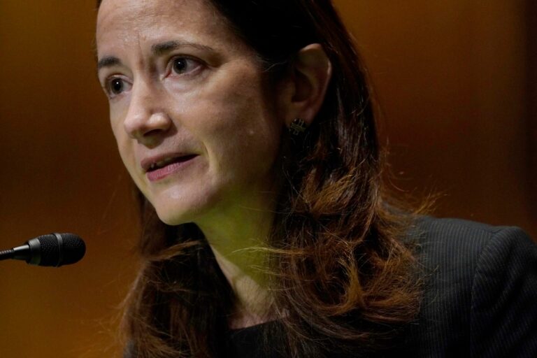 Le directeur du renseignement national prévient que l'Iran finance les manifestations anti-israéliennes aux États-Unis