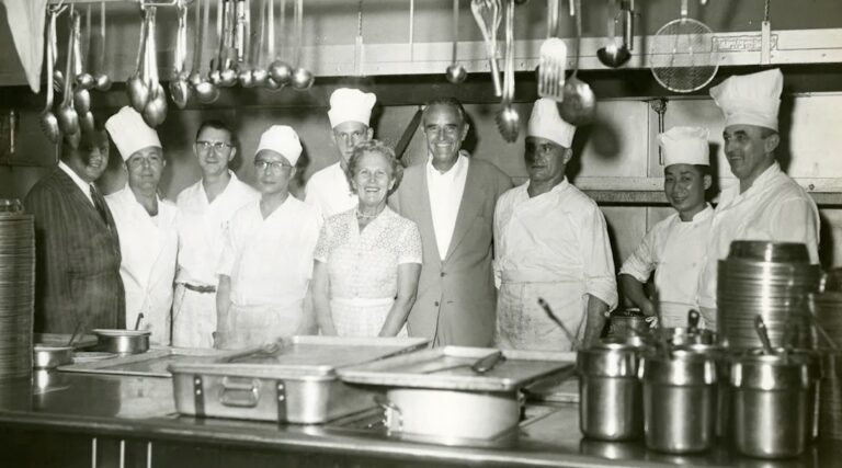 Une exposition sur la cuisine et l'humour juifs place le « bortsch » dans la Borscht Belt Un message de notre rédactrice en chef Jodi Rudoren