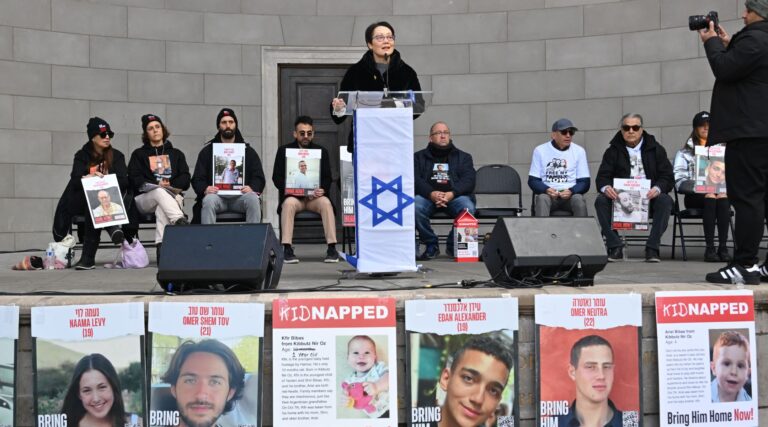 100 rabbins et chantres américains exhortent Netanyahu à finaliser l'accord pour libérer les otages restants Un message de notre PDG et éditrice Rachel Fishman Feddersen