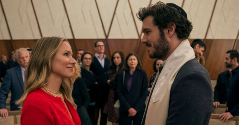 Kristen Bell sort avec un rabbin dans la nouvelle série de comédie romantique Netflix Un message de notre PDG et éditrice Rachel Fishman Feddersen