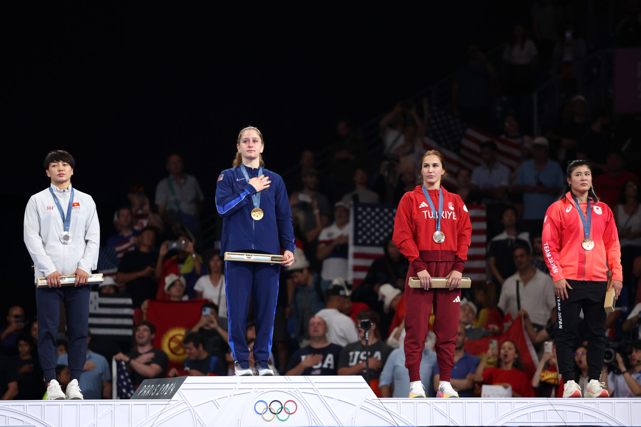 Le champion olympique de lutte juive Amit Elor condamne l'antisémitisme après avoir évité le sujet avant Paris Un message de notre PDG et éditrice Rachel Fishman Feddersen
