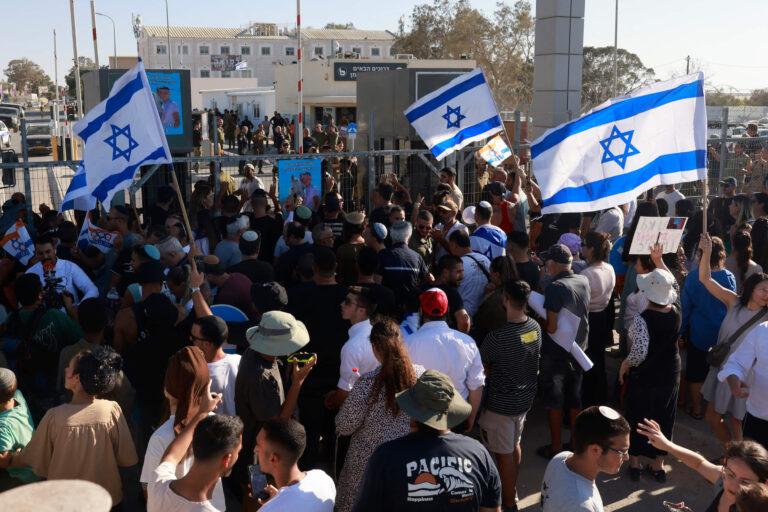 Pourquoi tant de manifestants anti-Tsahal portent-ils la kippa ? Un message de notre PDG et éditrice Rachel Fishman Feddersen