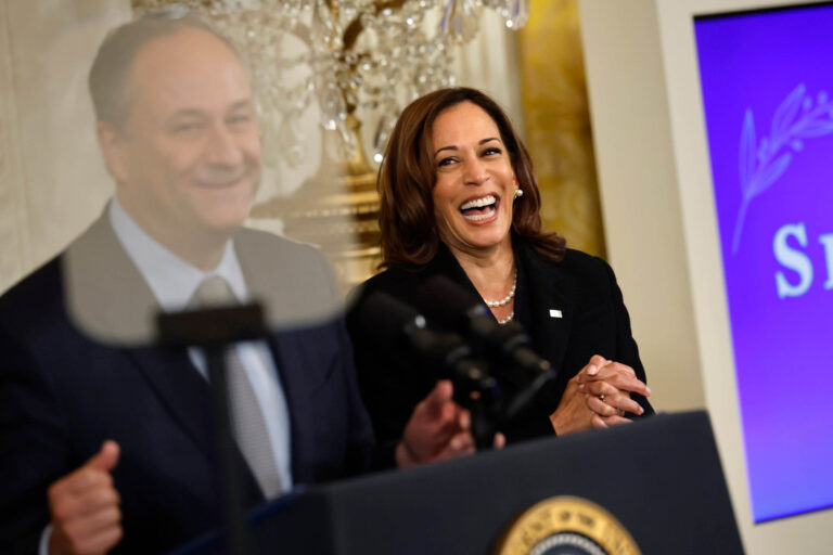 Comment Kamala Harris voit l'antisémitisme différemment de Biden Un message de notre PDG et éditrice Rachel Fishman Feddersen