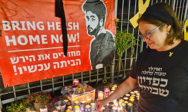 Dans la cour où Hersh Goldberg-Polin a dansé le 6 octobre, le chagrin et la colère règnent après sa mort. Un message de notre PDG et éditrice Rachel Fishman Feddersen