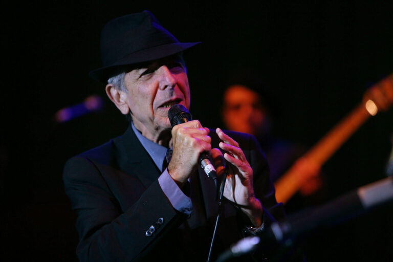 Des années avant le 7 octobre, Leonard Cohen a écrit une chanson qui anticipait son côté sombre. Un message de notre PDG et éditrice Rachel Fishman Feddersen