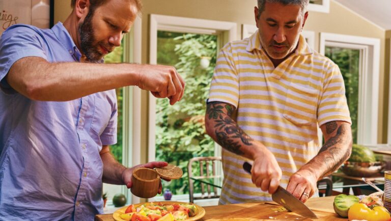 Michael Solomonov veut simplifier les classiques israéliens pour les cuisiniers amateurs dans « Zahav Home » Un message de notre PDG et éditrice Rachel Fishman Feddersen