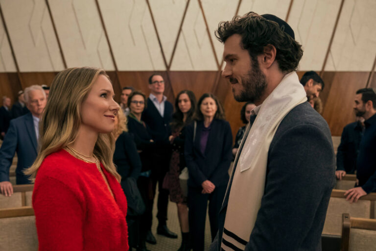 Netflix a enfin donné aux Juifs notre Rabbin sexy. Dommage que tous les autres Juifs de la série soient nuls. Un message de notre PDG et éditrice Rachel Fishman Feddersen
