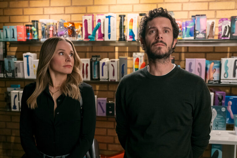 Un rabbin sort avec une non-juive dans la série « Nobody Wants This » de Netflix. Les rabbins qui entretiennent des relations interconfessionnelles ont des idées. Un message de notre PDG et éditrice Rachel Fishman Feddersen