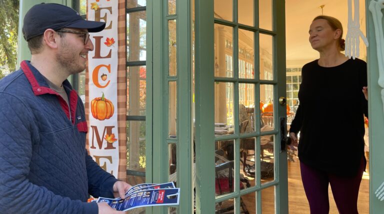 Dans la banlieue de Philadelphie, des solliciteurs juifs ciblent les électeurs juifs. Un message de notre PDG et éditrice Rachel Fishman Feddersen