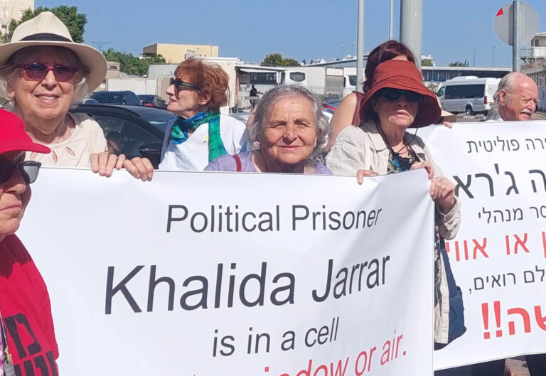 Je suis un survivant de l'Holocauste. Voici pourquoi j'ai célébré mon 80e anniversaire en manifestant dans une prison israélienne. Un message de notre PDG et éditrice Rachel Fishman Feddersen