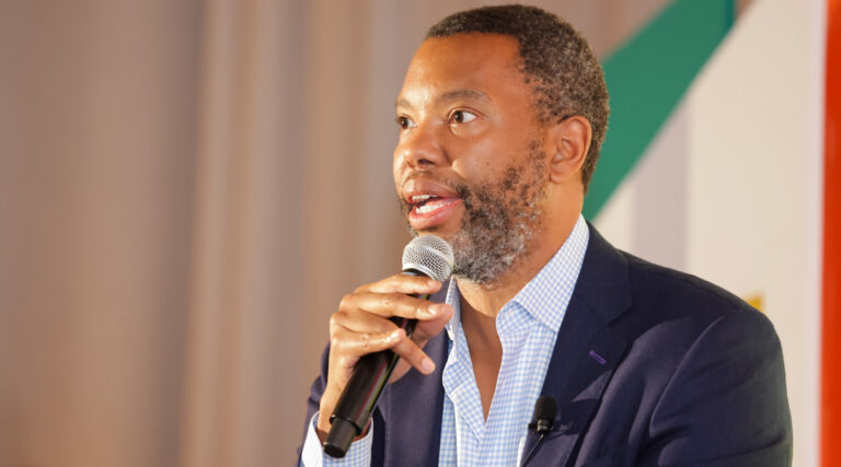Le prochain livre de Ta-Nehisi Coates compare le traitement réservé aux Palestiniens par Israël à celui de Jim Crow South. Un message de notre PDG et éditrice Rachel Fishman Feddersen