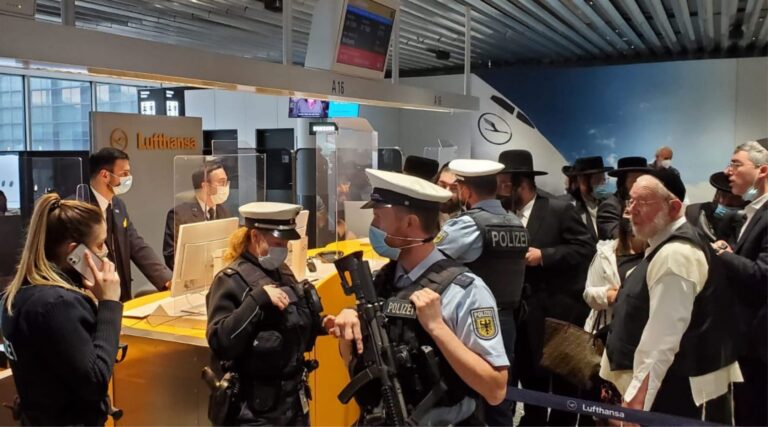 Lufthansa condamnée à payer une amende de 4 millions de dollars pour avoir refusé l'embarquement à 128 passagers juifs en 2022. Un message de notre PDG et éditrice Rachel Fishman Feddersen
