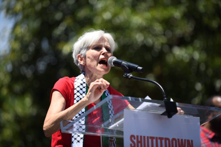 Rapport : La colistière de la candidate du Parti Vert, Jill Stein, a célébré l'attaque du 7 octobre contre Israël. Un message de notre PDG et éditrice Rachel Fishman Feddersen