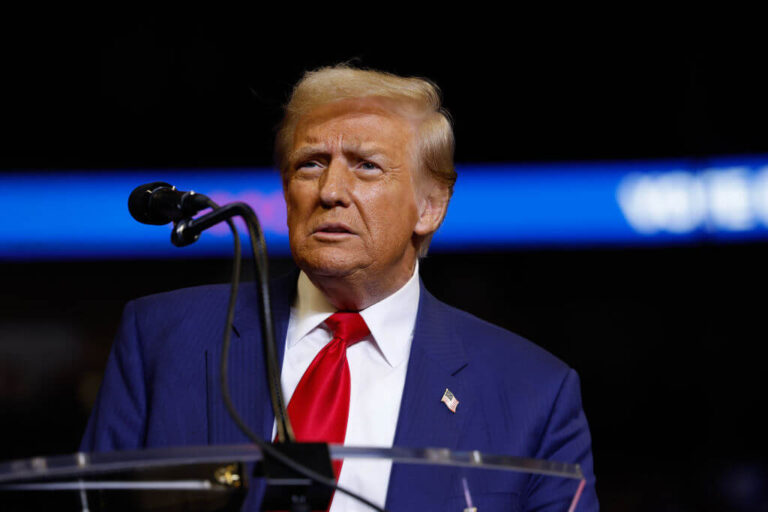 Un survivant de l'Holocauste condamne Harris, qualifiant Trump de "fasciste". Un message de notre PDG et éditrice Rachel Fishman Feddersen