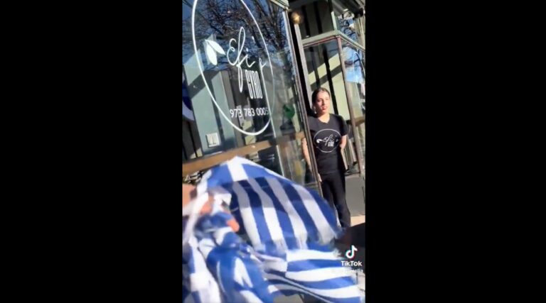 Une TikTokeuse arrêtée pour avoir déchiré les drapeaux grecs d'un restaurant du New Jersey qu'elle pensait être israéliens. Un message de notre PDG et éditrice Rachel Fishman Feddersen