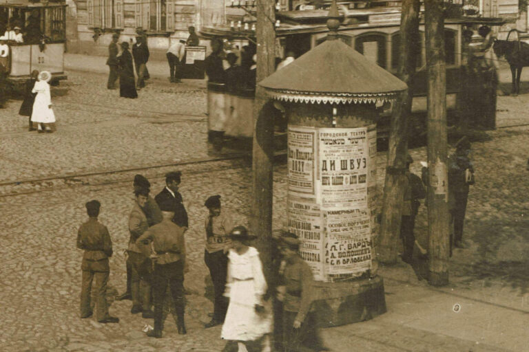 ווירטועלע ייִדיש־קורסן וועגן טעאַטער, גנבֿים און, להבֿדיל, די פּרש יותCours de yiddish en ligne sur le théâtre, les voleurs et la portion hebdomadaire de la Torah Un message de notre PDG et éditrice Rachel Fishman Feddersen