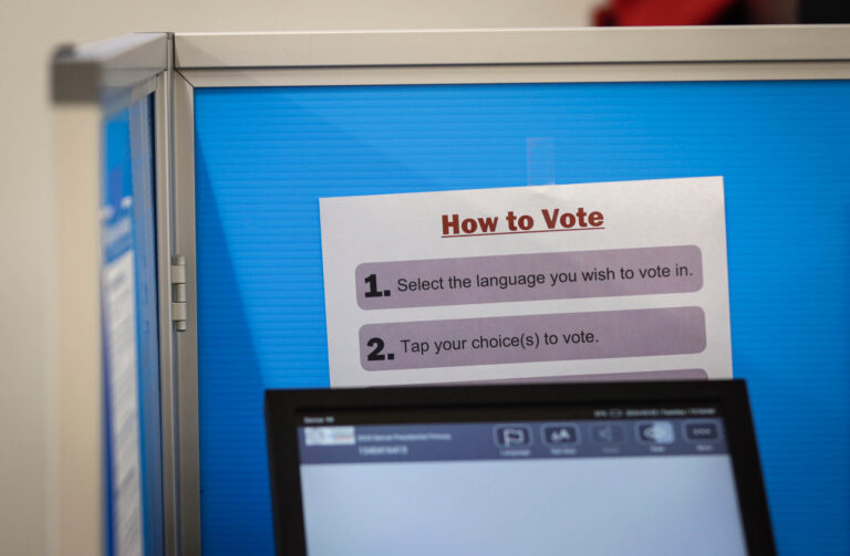 Besoin d'aide pour voter en yiddish (ou en ourdou ou en tagalog ou en gujarati ou en polonais ou en russe ou en tamoul ou en hmong) ? Un message de notre PDG et éditrice Rachel Fishman Feddersen