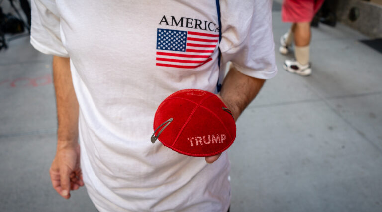 Ces New-Yorkais juifs célèbrent la victoire de Trump. Un message de notre PDG et éditrice Rachel Fishman Feddersen