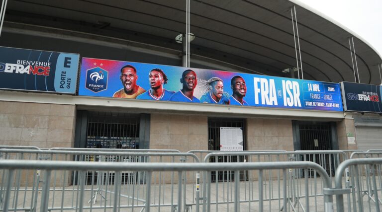 Craignant des violences à la manière d'Amsterdam, la police parisienne se déploie en masse lors du match de football France-Israël. Un message de notre PDG et éditrice Rachel Fishman Feddersen