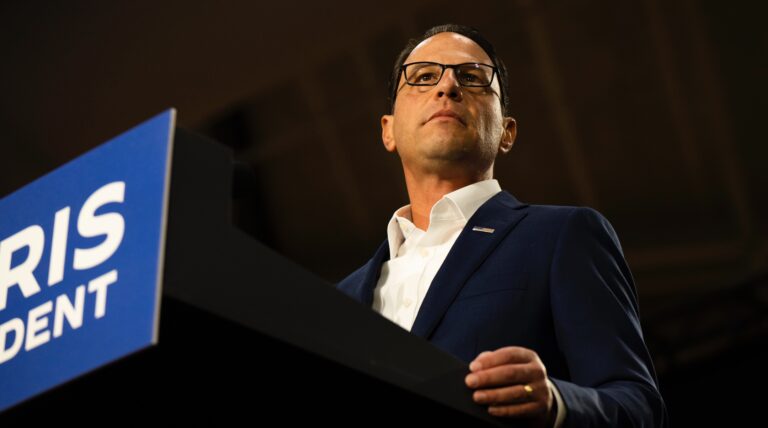 « Si Kamala avait choisi Josh Shapiro » : certains démocrates se demandent si cela aurait fait une différence d'avoir le gouverneur juif de l'Autorité palestinienne sur la liste. Un message de notre PDG et éditrice Rachel Fishman Feddersen