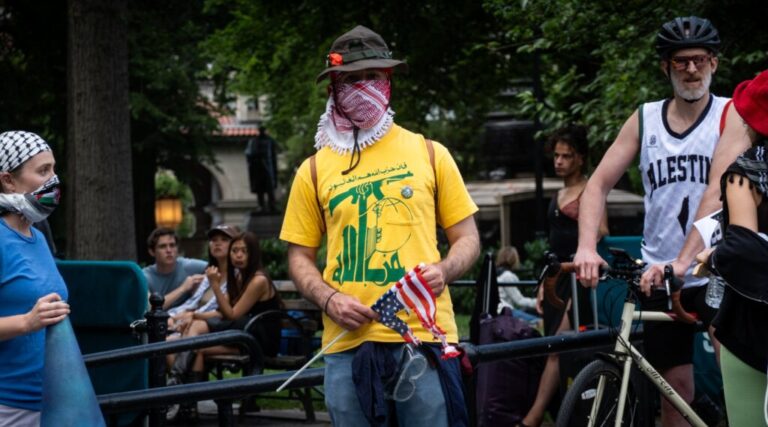 Un manifestant anti-israélien qui aurait menacé un homme juif dans le métro est accusé de crime de haine. Un message de notre PDG et éditrice Rachel Fishman Feddersen