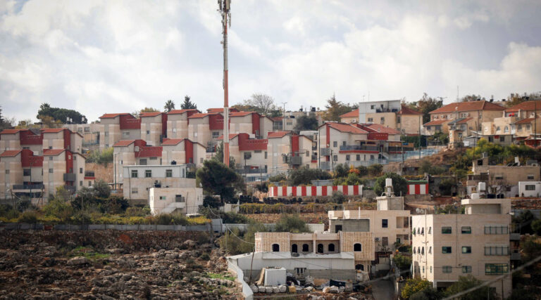 À l'opposé de l'extrême droite israélienne, plusieurs grands groupes juifs américains se déclarent opposés à la réinstallation de Gaza. Un message de notre éditrice et PDG Rachel Fishman Feddersen
