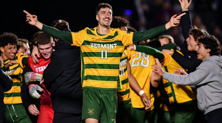 Rencontrez Yaniv Bazini, la star du football universitaire israélien qui pourrait mener l'UVM à un titre national. Un message de notre éditrice et PDG Rachel Fishman Feddersen