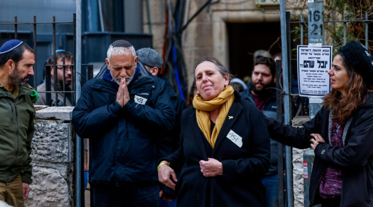 Yuval Shoham, 22 ans, soldat qui recherchait son ami captif Hersh Goldberg-Polin, décède à Gaza Un message de notre éditrice et PDG Rachel Fishman Feddersen