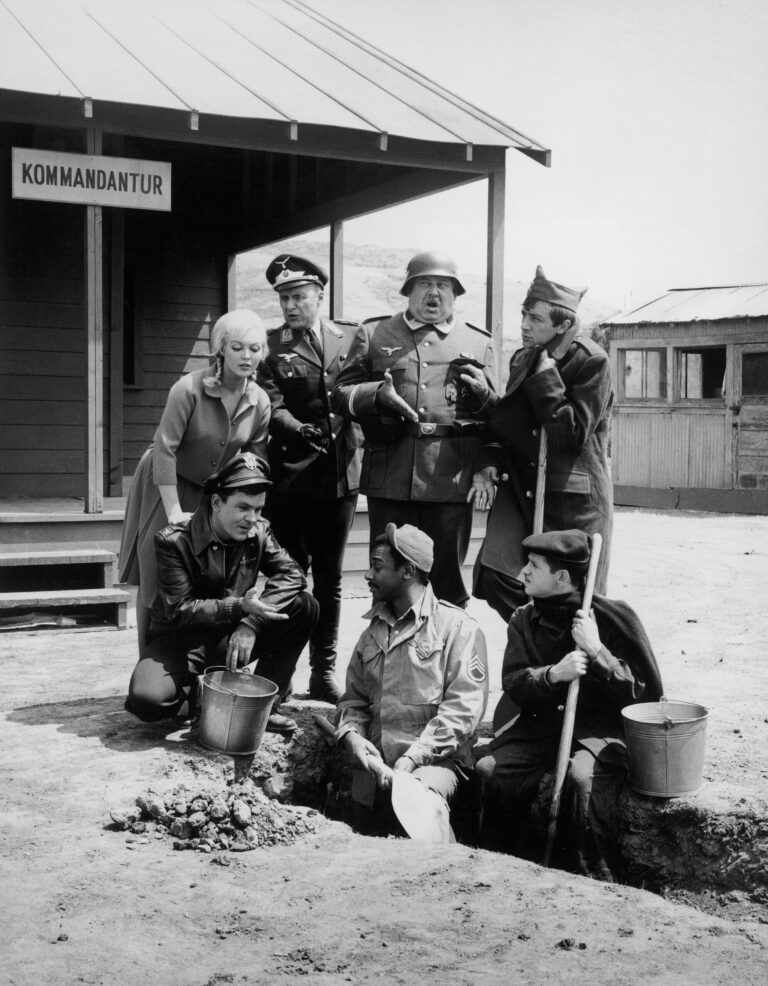 Les critiques de la sitcom POW « Hogan's Heroes » avaient-elles réellement raison ? Un message de notre éditrice et PDG Rachel Fishman Feddersen