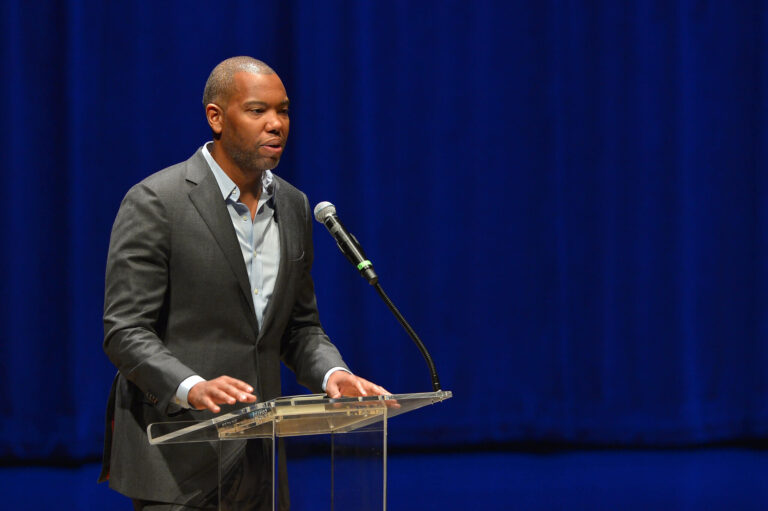 Ta-Nehisi Coates, JD Vance et les victimes et les causalités de la vérification des faits Un message de notre éditrice et PDG Rachel Fishman Feddersen
