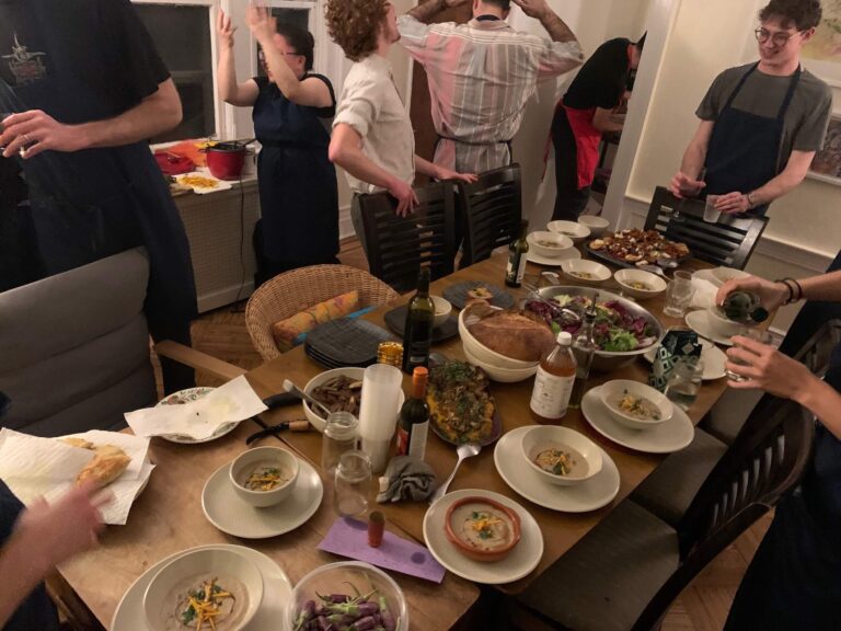 Une Hanoukka sans latkes ? Trois conseils pour le meilleur festin de votre vie Un message de notre éditrice et PDG Rachel Fishman Feddersen
