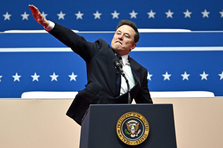 Elon Musk semble faire le salut nazi lors du rassemblement d'investiture de Trump Un message de notre éditrice et PDG Rachel Fishman Feddersen