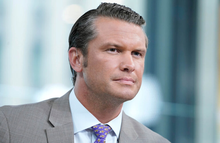 La croyance de Pete Hegseth en la domination chrétienne devrait profondément déranger les Juifs américains un message de notre éditeur et PDG Rachel Fishman Feddersen