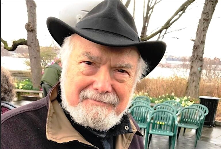 Michael Fox, psychologue, écrivain et militant pour la culture yiddish, est décédé. Un message de notre éditrice et PDG Rachel Fishman Feddersen