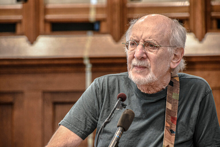 Peter Yarrow a chanté la bande originale de mon enfance juive Un message de notre éditrice et PDG Rachel Fishman Feddersen