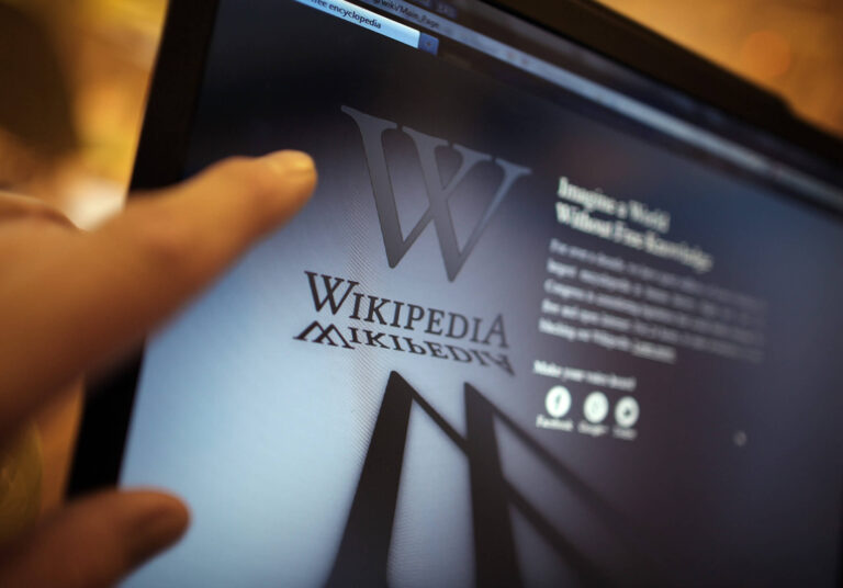 Scoop : La Heritage Foundation envisage d'"identifier et de cibler" les éditeurs de Wikipédia Un message de notre éditrice et PDG Rachel Fishman Feddersen