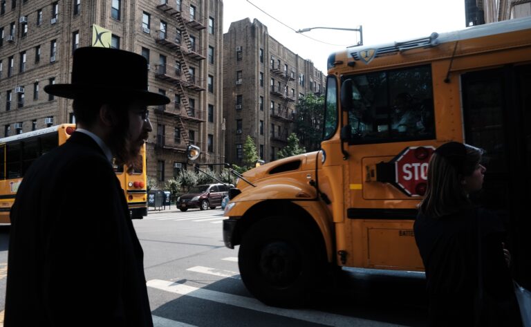 2 Les yeshivas de New York ne respectent pas les normes et doivent efficacement fermer, l'État gouverne un message de notre éditeur et PDG Rachel Fishman Feddersen