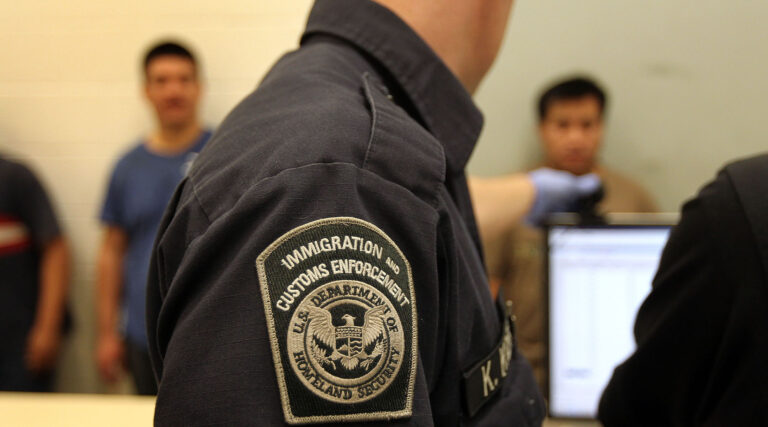 3 des plus grandes dénominations juives poursuivent l'administration Trump sur les raids de l'immigration un message de notre éditeur et PDG Rachel Fishman Feddersen