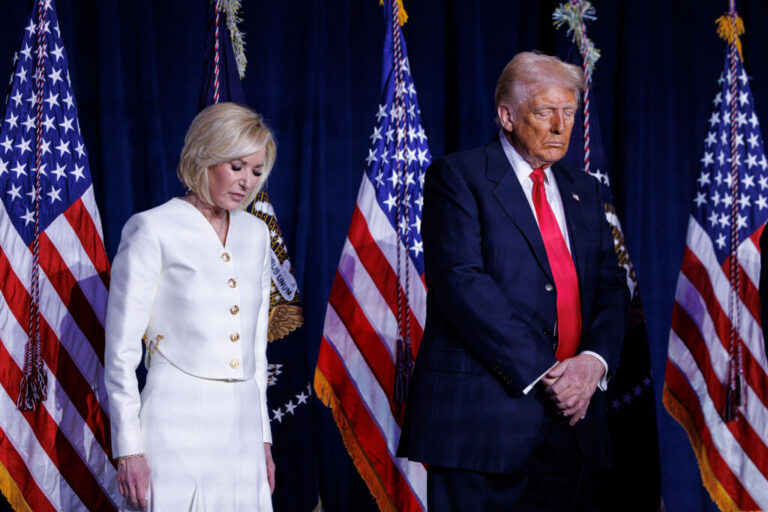 Trump pour «défendre les droits des chrétiens», annonce une nouvelle initiative de foi dirigée par le télévangéliste controversé un message de notre éditeur et PDG Rachel Fishman Feddersen