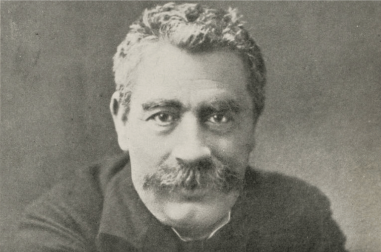 „ייèreִדישלאַנד“ באַשרײַבט דעם וquinכּוח וvision האָט געווירבלט אַרום י. ל. פּרצעס מצבֿה magazine `` Yidishland '' décrit le différend qui a tourné autour de la pierre tombale d'IL Peretz un message de notre éditeur et PDG Rachel Fishman Feddersen