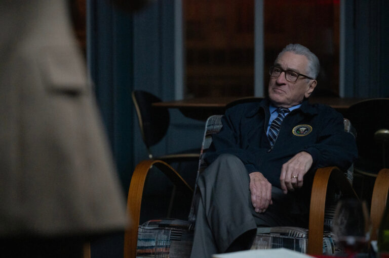 Dans une émission à succès totalement ridicule Netflix, The Trope of the Magic Mossad Agent renvoie un message de notre éditeur et PDG Rachel Fishman Feddersen