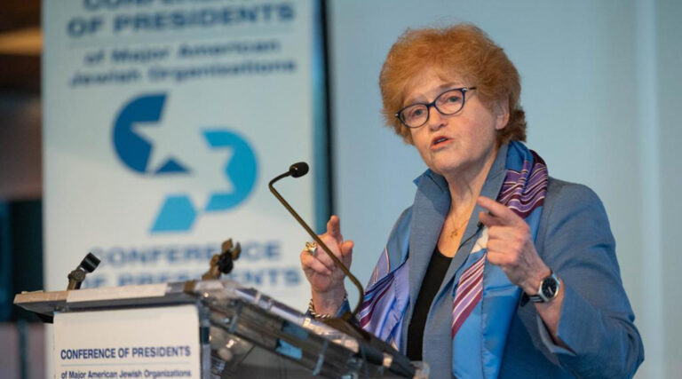 L'ancienne envoyée antisémitisme Deborah Lipstadt dit qu'elle a refusé Columbia Job un message de notre éditeur et PDG Rachel Fishman Feddersen