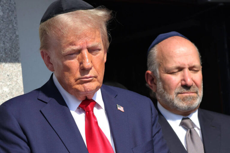Le plan de Trump pour enrôler Elon Musk a commencé dans la tombe de Lubavitcher Rabbe, l'attaquant est libre de lire, mais ce n'est pas gratuit