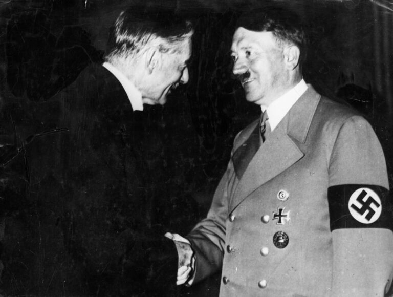 Neville Chamberlain nous a appris où l'apaisement de Poutine par Trump pourrait mener un message de notre éditeur et PDG Rachel Fishman Feddersen