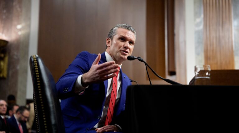 Pete Hegseth voulait frapper Houthis avant que Israël ne puisse, selon des textes divulgués à l'Atlantique un message de notre éditeur et PDG Rachel Fishman Feddersen
