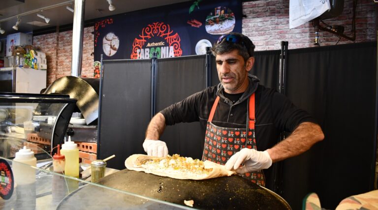 Taboonia, un nouveau restaurant israélien Druze à New York, est dirigé par un NOVA Music Festival Survivor Un message de notre éditeur et PDG Rachel Fishman Feddersen