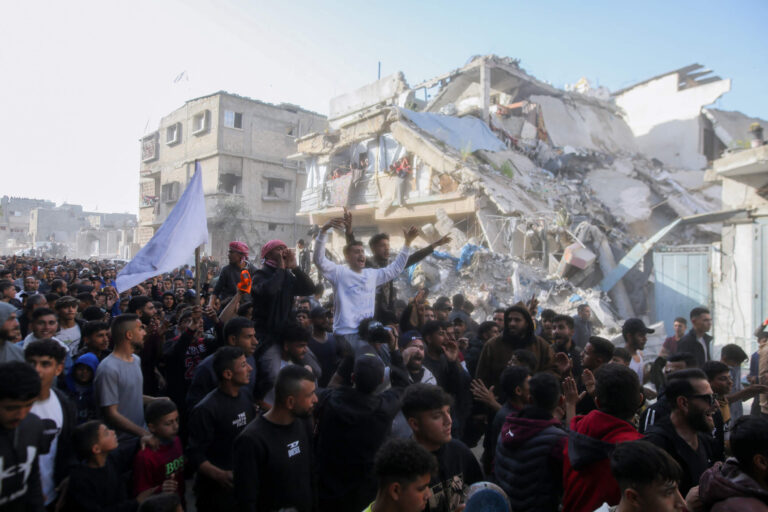 Vous pensez que chaque Palestinien de Gaza est le Hamas? Les manifestations de cette semaine prouvent que vous avez tort que l'attaquant est libre de lire, mais il n'est pas gratuit de produire