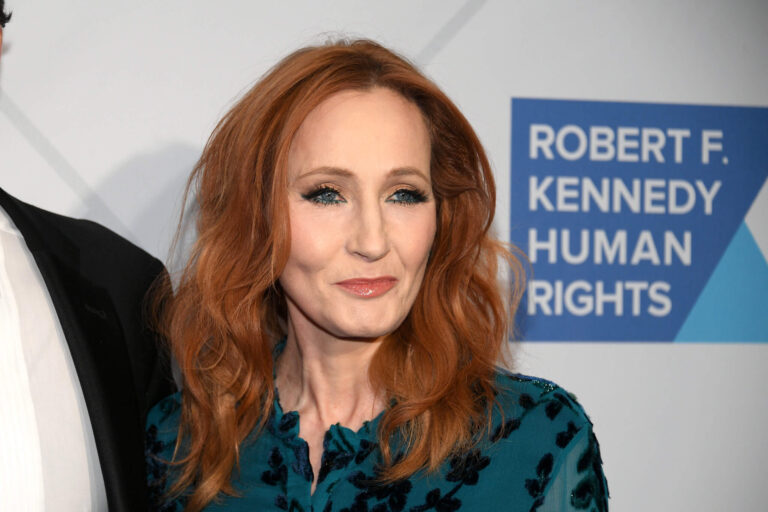 Ce titan littéraire juif a-t-il eu la bonne idée de Harry Potter et JK Rowling après tout? L'attaquant est libre de lire, mais il n'est pas libre de produire